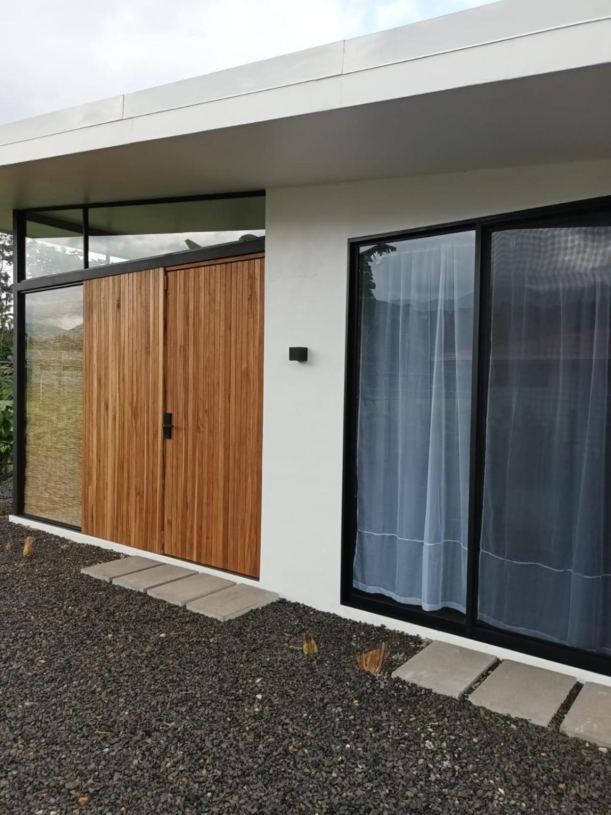 Toucan Home La Fortuna Екстериор снимка